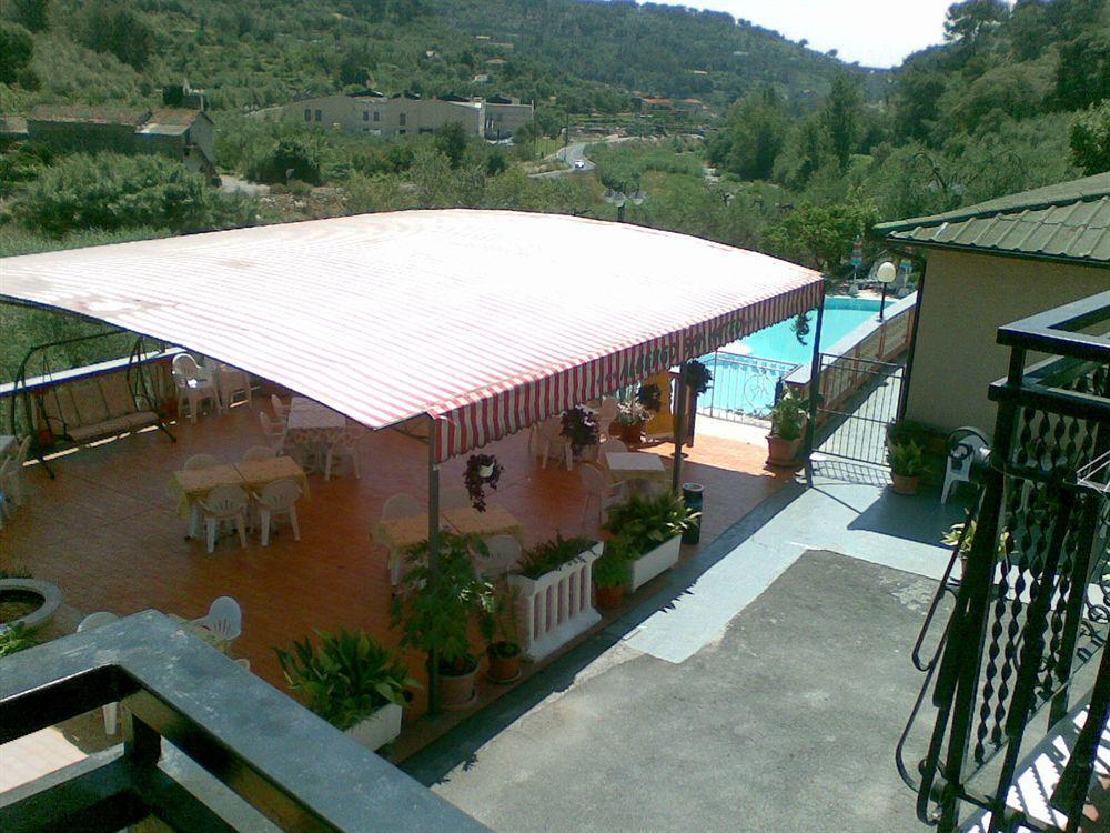 Albergo Ristorante San Matteo San Bartolomeo al Mare Kültér fotó