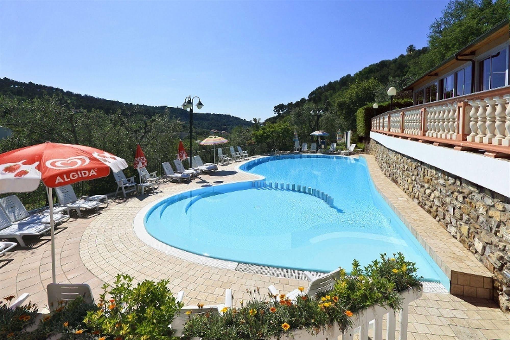 Albergo Ristorante San Matteo San Bartolomeo Al Mare Kültér fotó